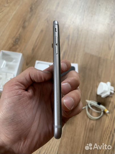 iPhone 6, 16 ГБ