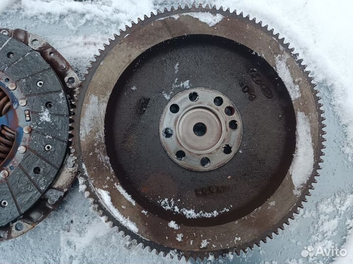 Маховик Hyundai Tucson 2.0 crdi