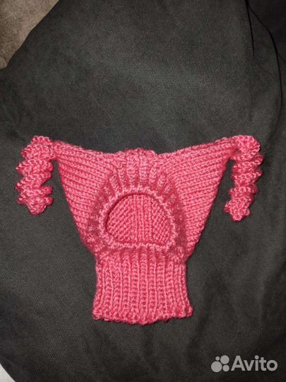 Шапочки и вязаные изделия для маленьких собак