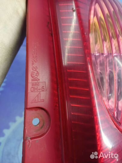 Фонарь правый Peugeot 107