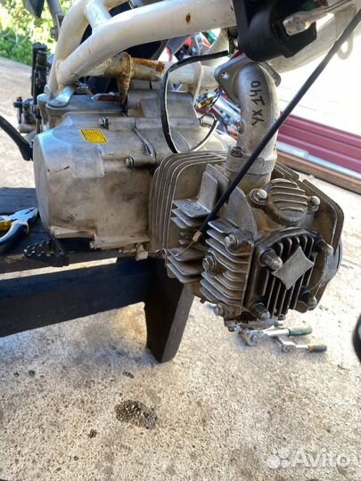 Двигатель yx140