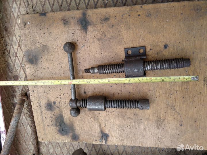 Винтовая пара (винт и гайка ) для тисков,струбцин