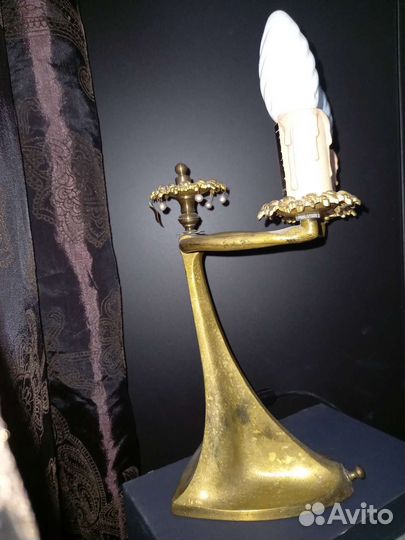 Антикварная настольная лампа