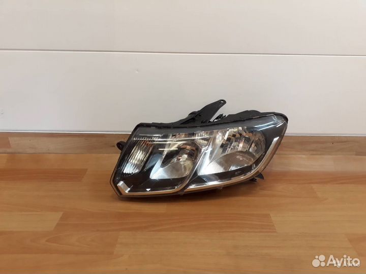 Фары для Рено Логан 2014