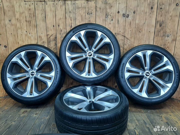 Оригинальный комплект r22 Audi Q8/RSQ8