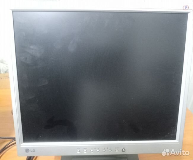 Монитор LG и Samsung