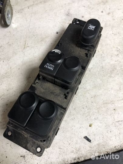 Блок стеклоподъёмников Hyundai Solaris