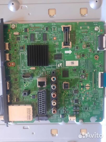 Телевизор Samsung UE39F5300AK на запчасти