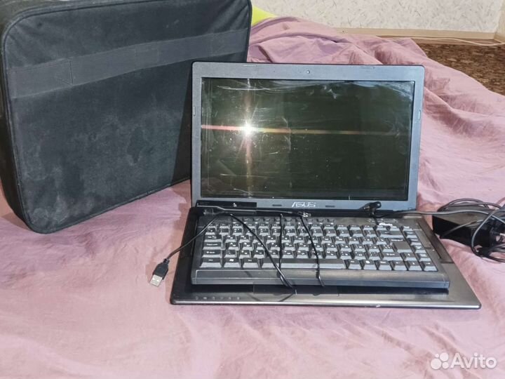 Ноутбук asus