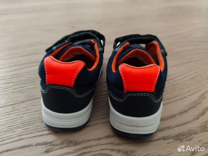 Кроссовки ботинки для мальчика Geox синие 23 разм