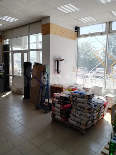 Продам торговое помещение, 163.6 м²