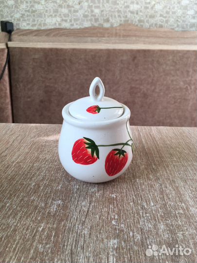 Сахарница и малочник