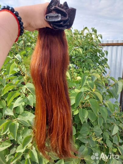 Натуральные волосы на заколках