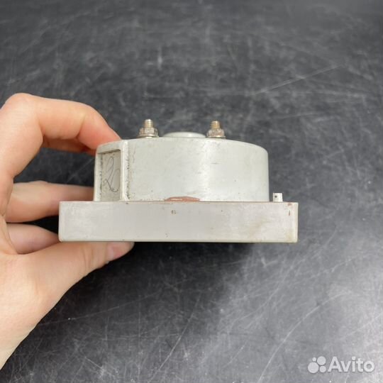 Вольтметр М42100 измерительный прибор вольтметр