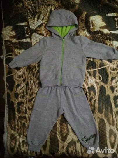 Спортивный костюм