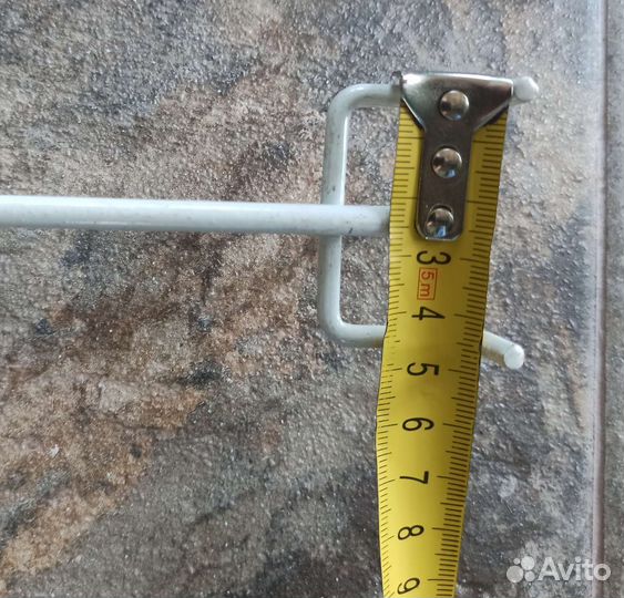 Крючки для перфорации, перфопанелей