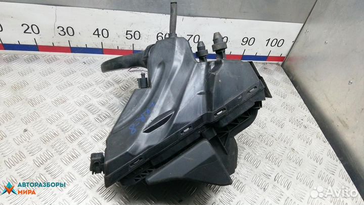 Корпус воздушного фильтра Audi Q5 8R 2011