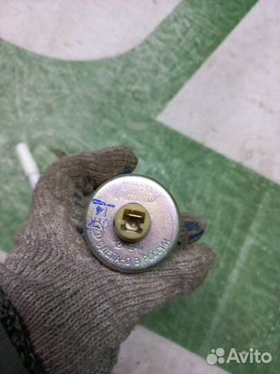 Датчик давления масла двс Лада 2106 седан 2106