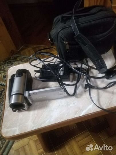 Видеокамера canon