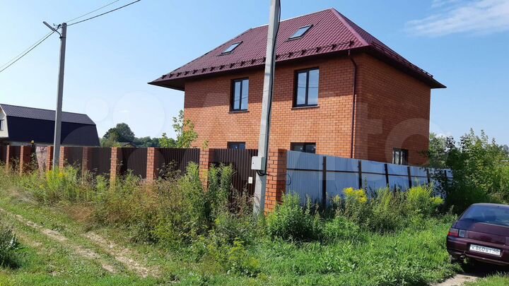 Дом 152 м² на участке 8,5 сот.