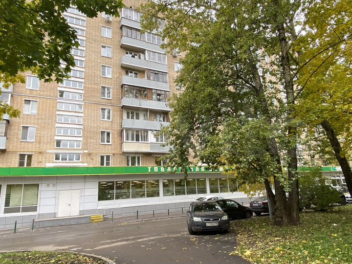 3-к. квартира, 62 м², 3/9 эт.