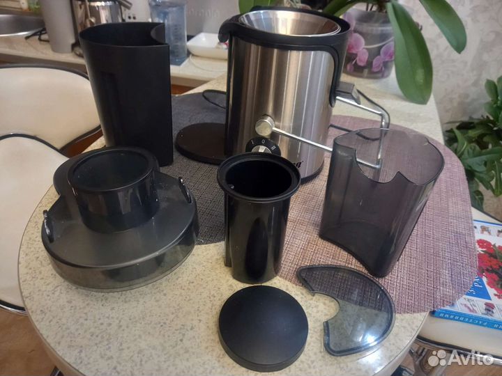 Соковыжималка Фея