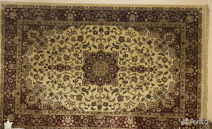 Ковер шелковый