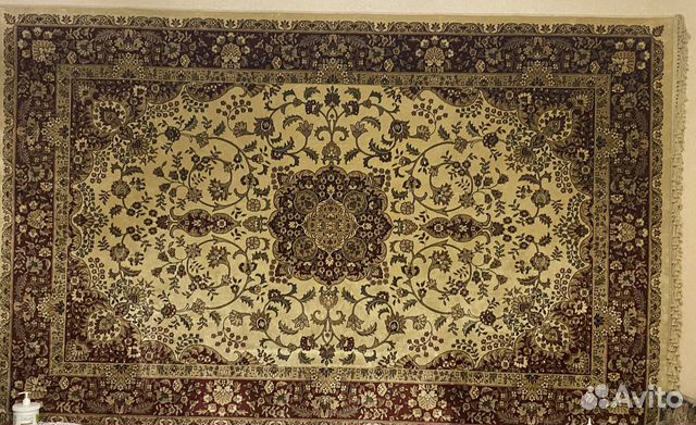 Ковер шелковый