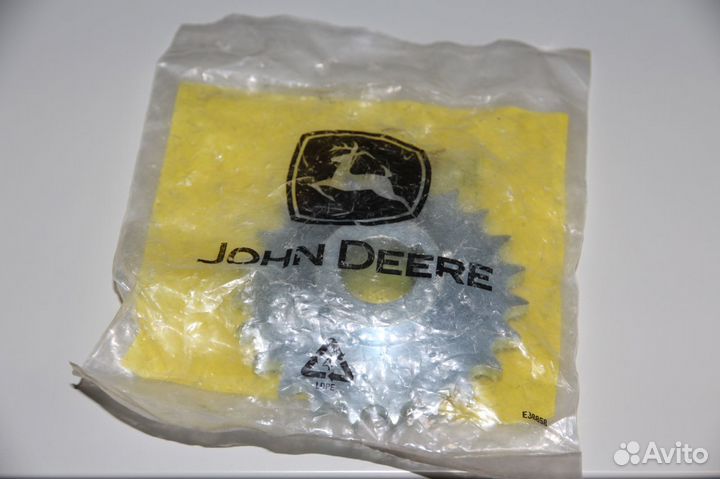 AXE 10556 цепь колосового элев.джон дир john deere