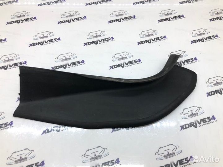 Пластиковая накладка задняя правая Bmw 535I F10