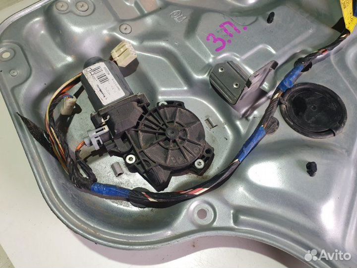 Стеклоподъемник задний правый Hyundai Elantra HD