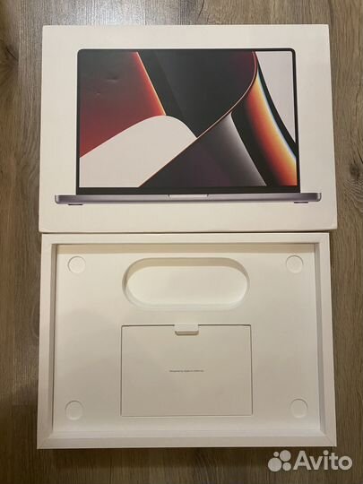 Коробка от Apple MacBook Pro 16 M1