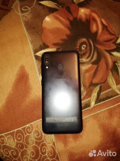 ASUS Zenfone Max (M1) ZB555KL, 3/32 ГБ