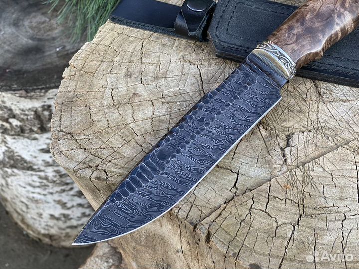 Нож из дамасской стали