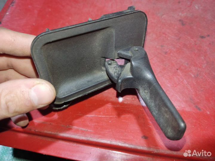 Ручка двери правая Opel Vectra A седан 2.0I 1995