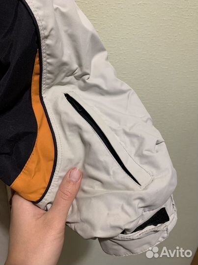 Горнолыжная куртка