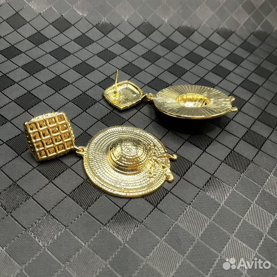 Серьги в стиле винтаж