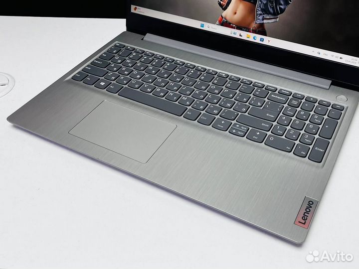 Ноутбук i3-1115G4, 8гб озу, SSD 256гб