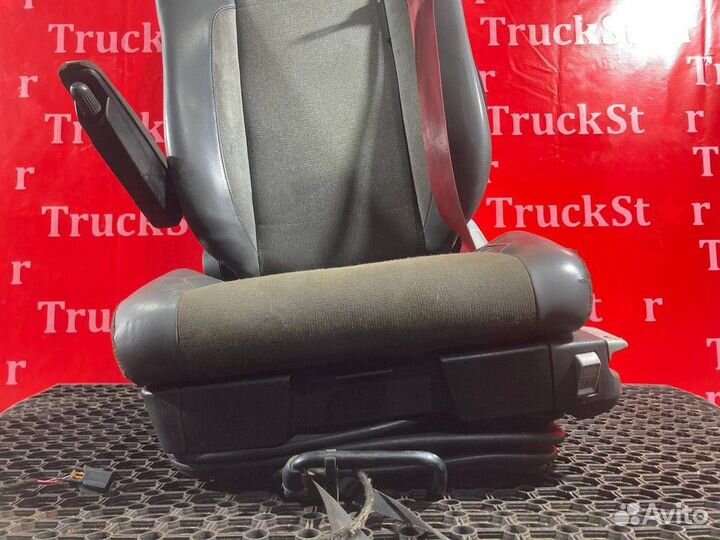 Сиденье водительское пневматическое Renault T