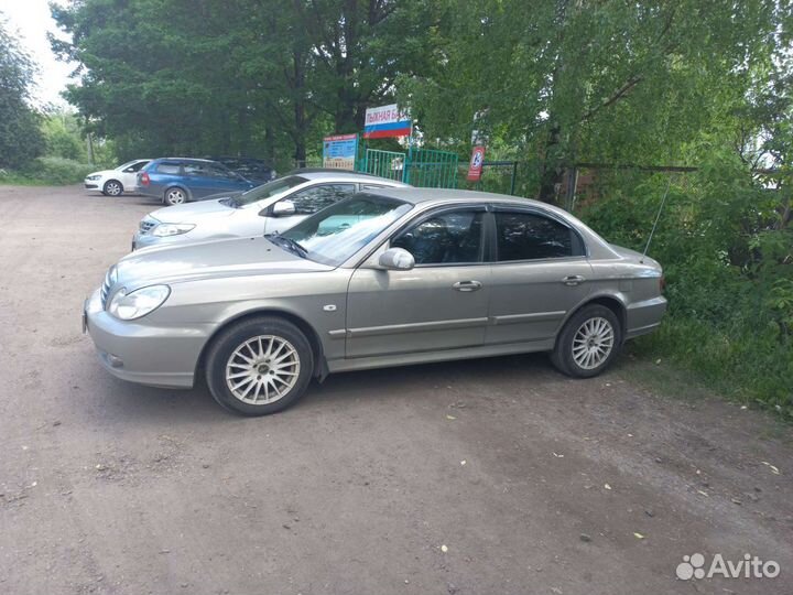 Hyundai Sonata 2.0 МТ, 2008, 175 000 км