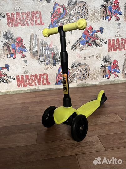 Самокат детский трехколесный