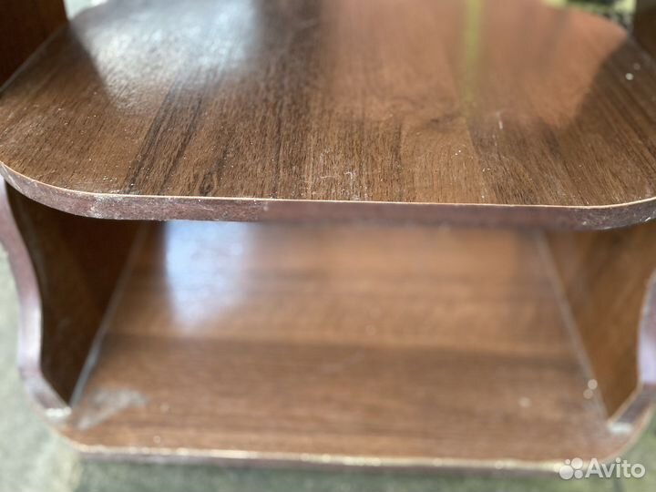 Журнальный столик