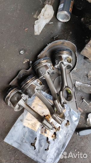 Поршень с шатуном CAY cfhc VAG TDI Golf VI