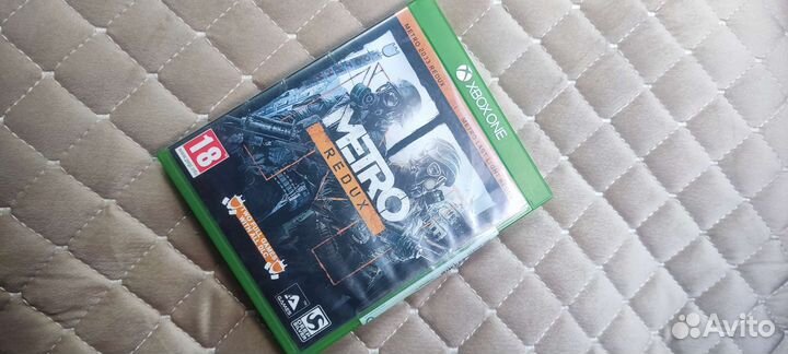 Диски на xbox one Metro redux
