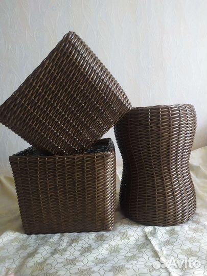 Кашпо из искусственного ротанга
