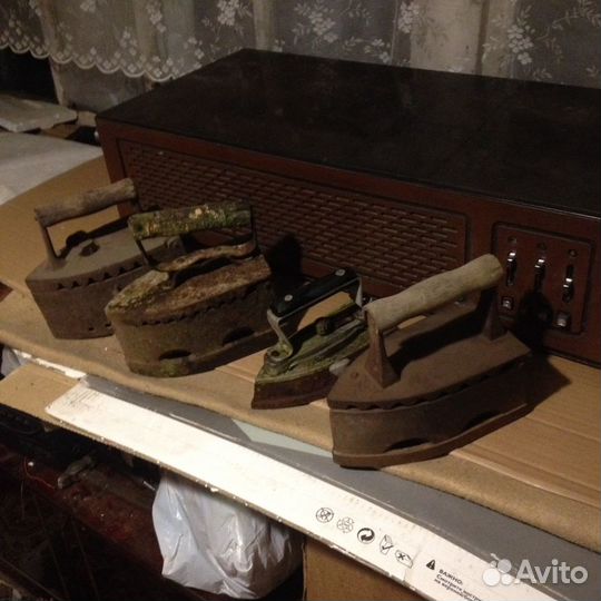 Керосиновые лампы и стекла к ним