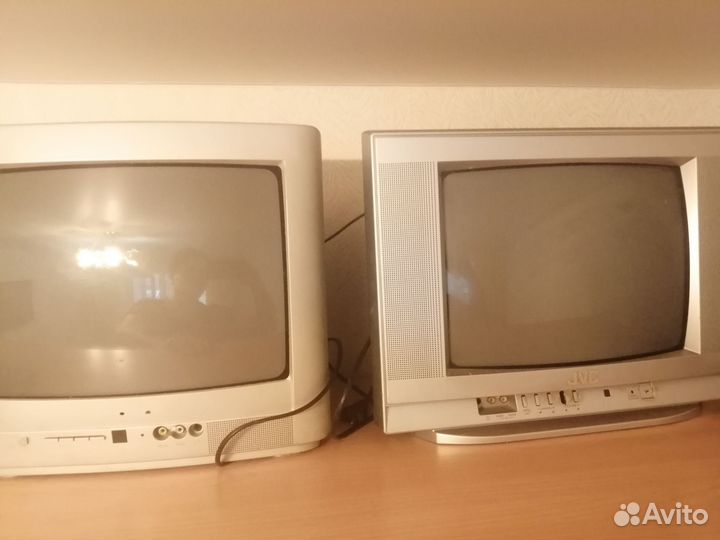 Телевизор на запчасти