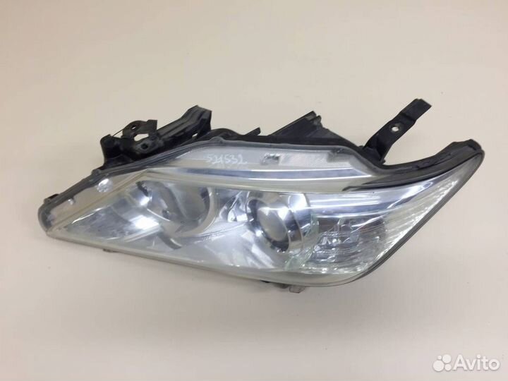 Фара левая Toyota Camry