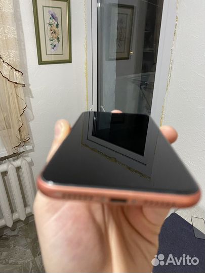 iPhone Xr, 64 ГБ