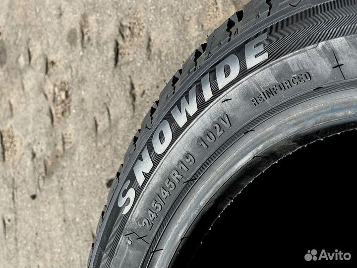 Sunwide Snowide 215/55 R17 82T